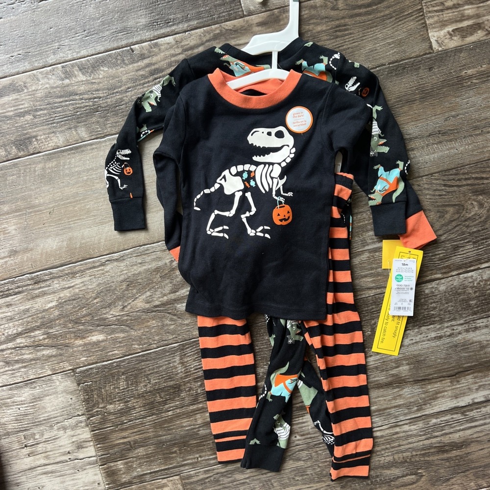 NEW Carter's Toddler Long Sleeve 4pc Halloween Dino Pajama Set‎ Size 18 Months
